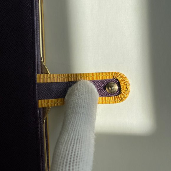 ** Vintage ** Louis Vuttion Epi French Purse Leather Wallet Yellow - Picture 12 of 16
